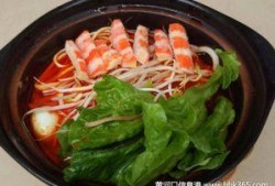 外卖员爆料米线视频真实,米线店惊人内幕曝光，食品安全引关注！”